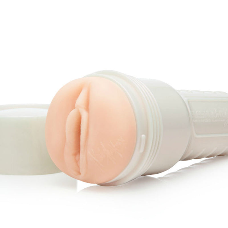 FLESHLIGHT GIRLS - VAGINA NICOLE ANISTON video