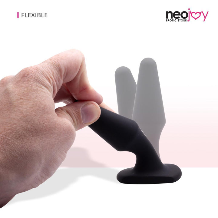 Neojoy Classic Butt plug Silicone Black With Flat Base - 3.7 inch - 9.25 cm - flexible